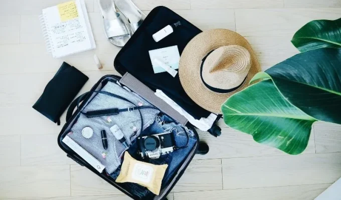 travel top tips to pack