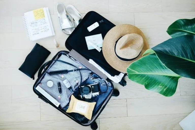 travel top tips to pack