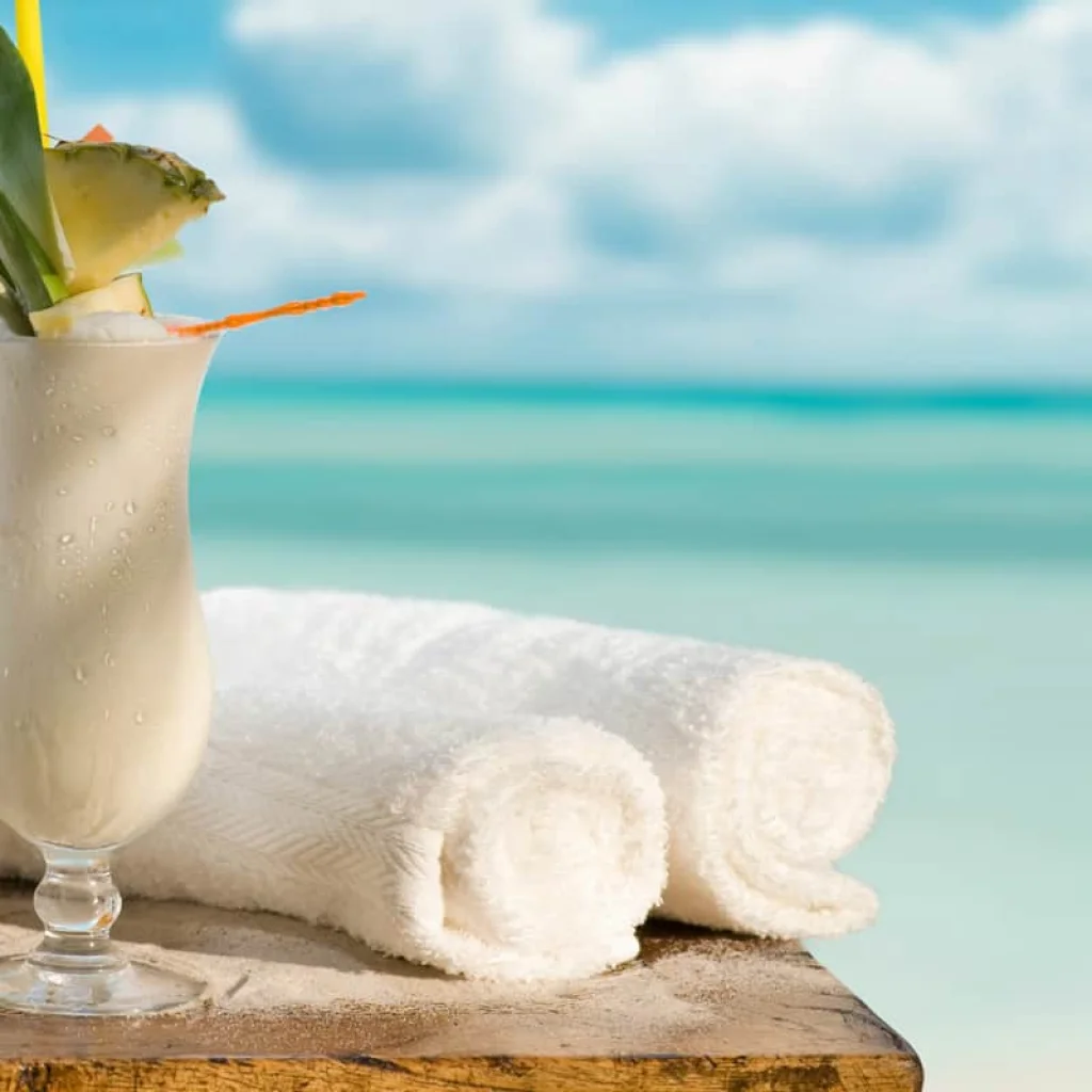 punta-cana-beach-cocktails