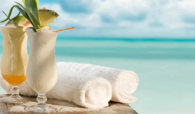 punta-cana-beach-cocktails