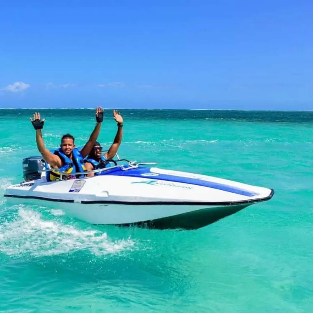 Speedboat & Snorkeling