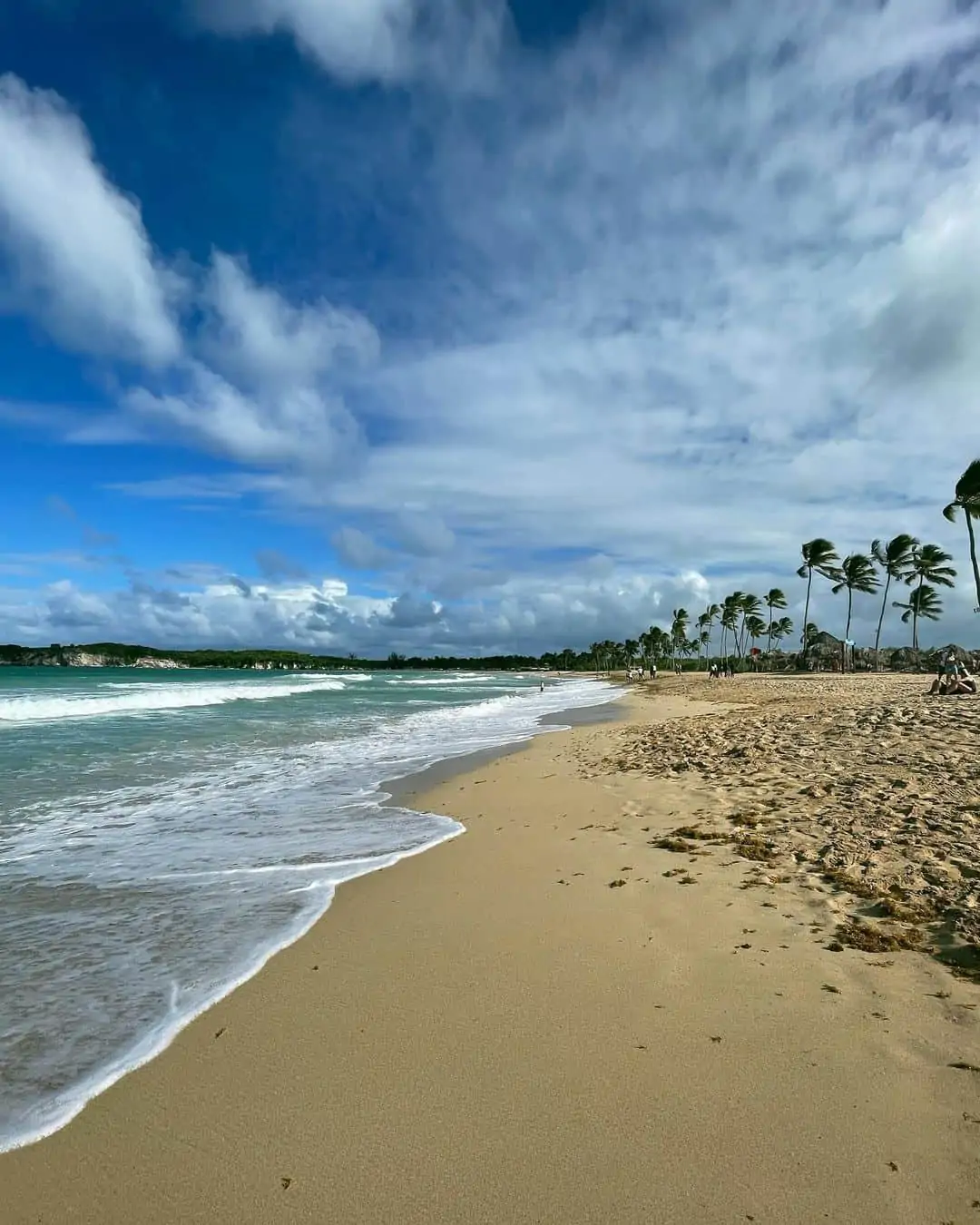 Praia de areias pacíficas