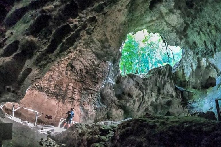 Los Haitises Cave