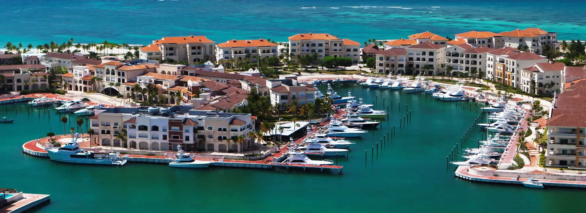 Vista aérea del puerto deportivo de Cap Cana