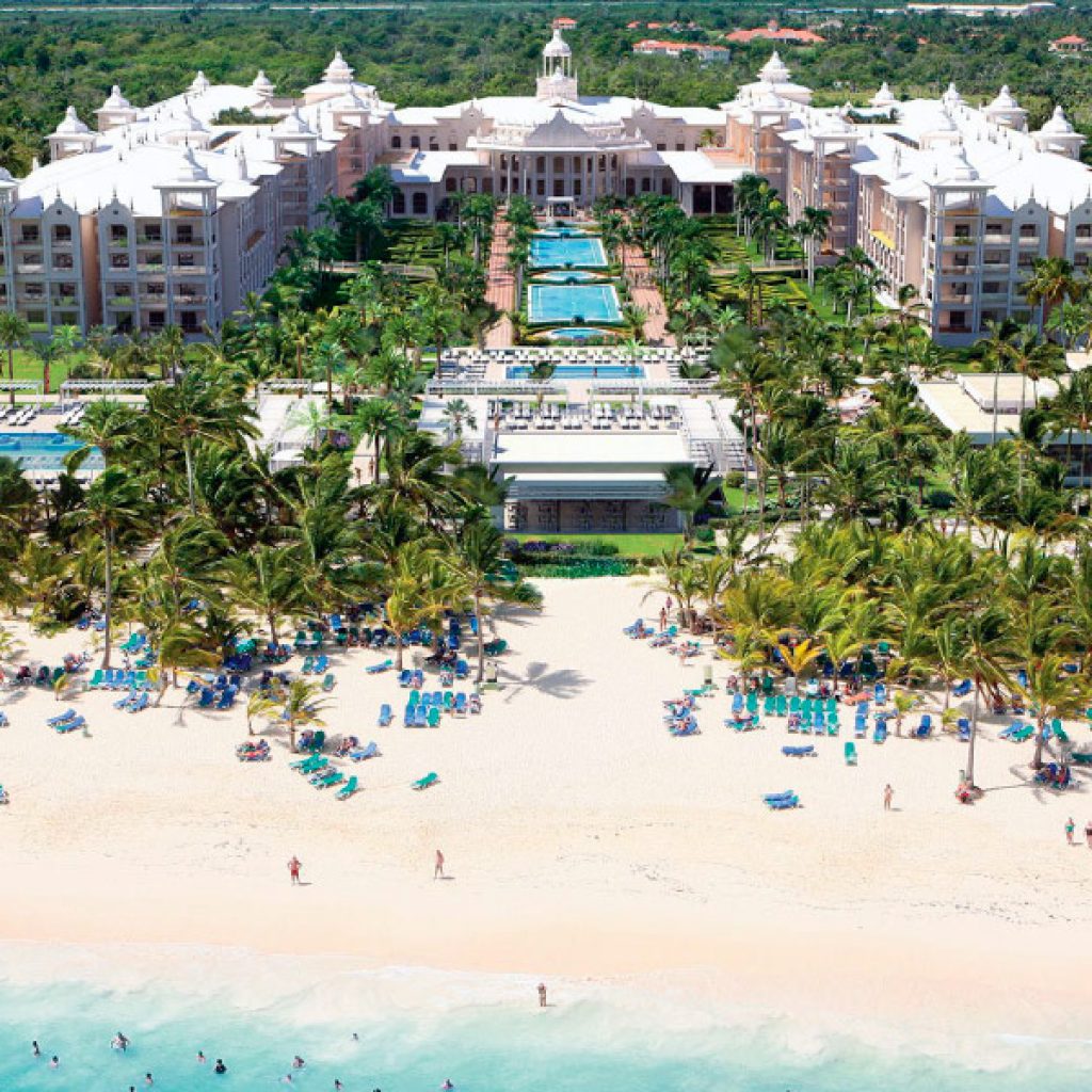 Hotel Riu Naiboa Excursions