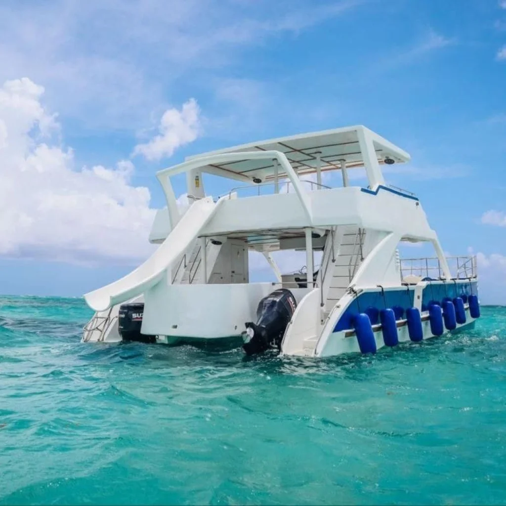 Private Catamaran Booze Cruise & Snorkeling