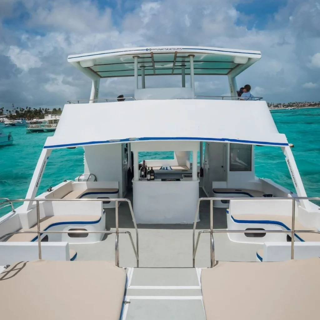 Private Catamaran Booze Cruise & Snorkeling