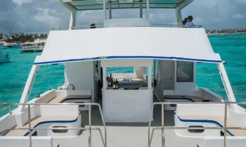 Private Catamaran Booze Cruise & Snorkeling
