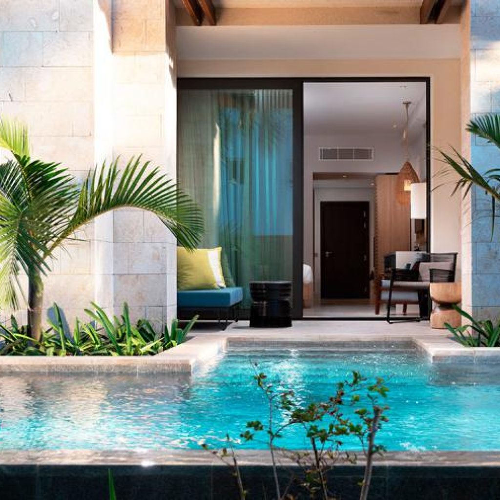 swim up rooms punta cana