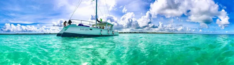 Catamaran Parking