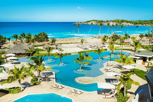 Resort-Eingang des Dreams Hotel in Punta Cana