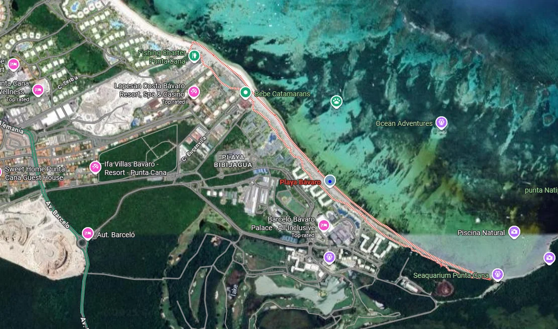 Arena blanca y aguas turquesas de playa Bávaro