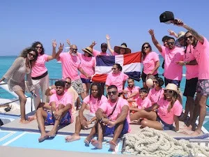 Neil's group of 21 enjoying the boat experience