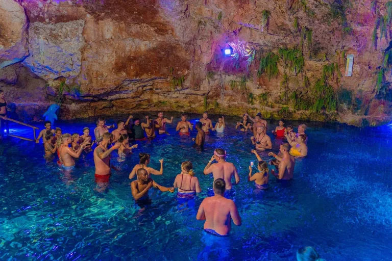 Taino village cultural experience at Domitai Park